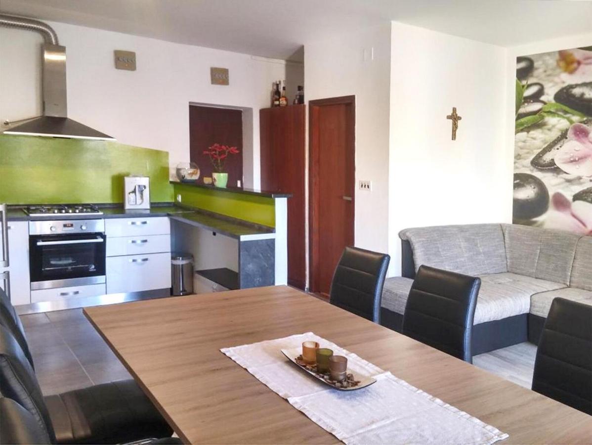 Apartments And Room Lotus Tribalj Exterior foto