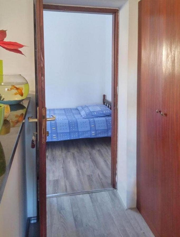 Apartments And Room Lotus Tribalj Exterior foto