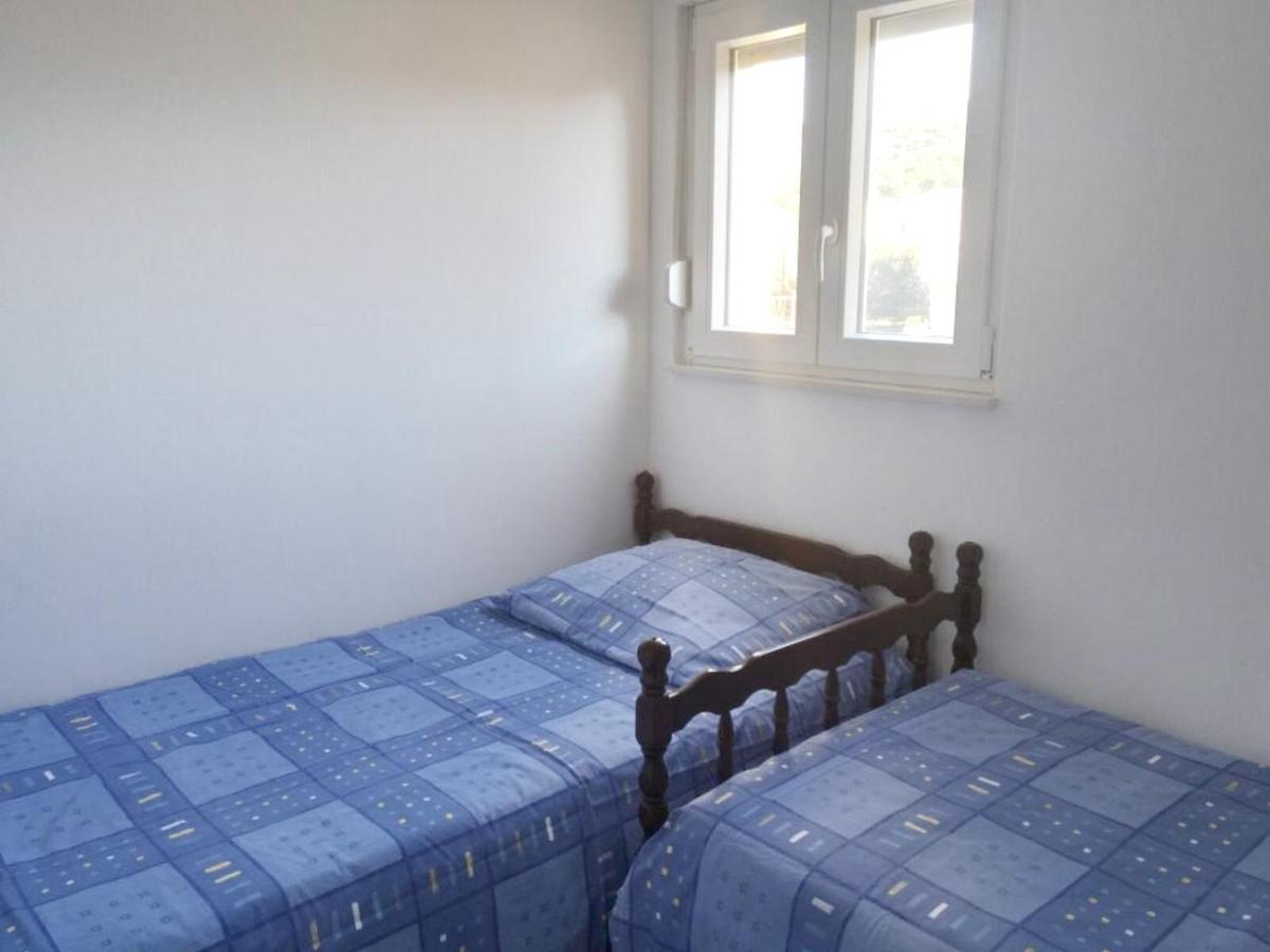 Apartments And Room Lotus Tribalj Exterior foto